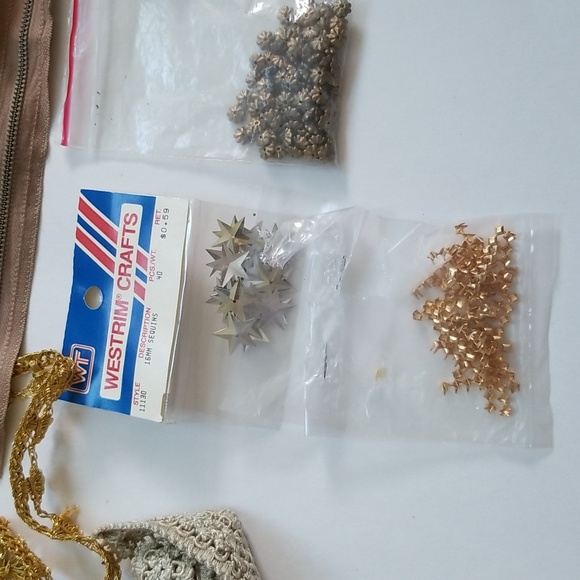 Trimmings Sewing Buttons Sets Beads Spacers Holiday Vintage Accessories - Picture 7 of 16